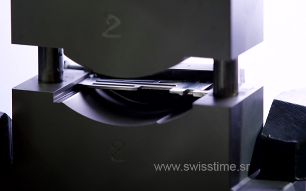 Making of Audemars Piguet Swiss Replica Watch shaped solid stainless steel buckle